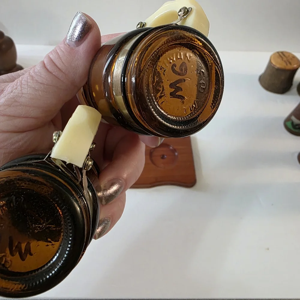 Vtg Amber Glass Mug Salt Pepper Shaker W Base #290